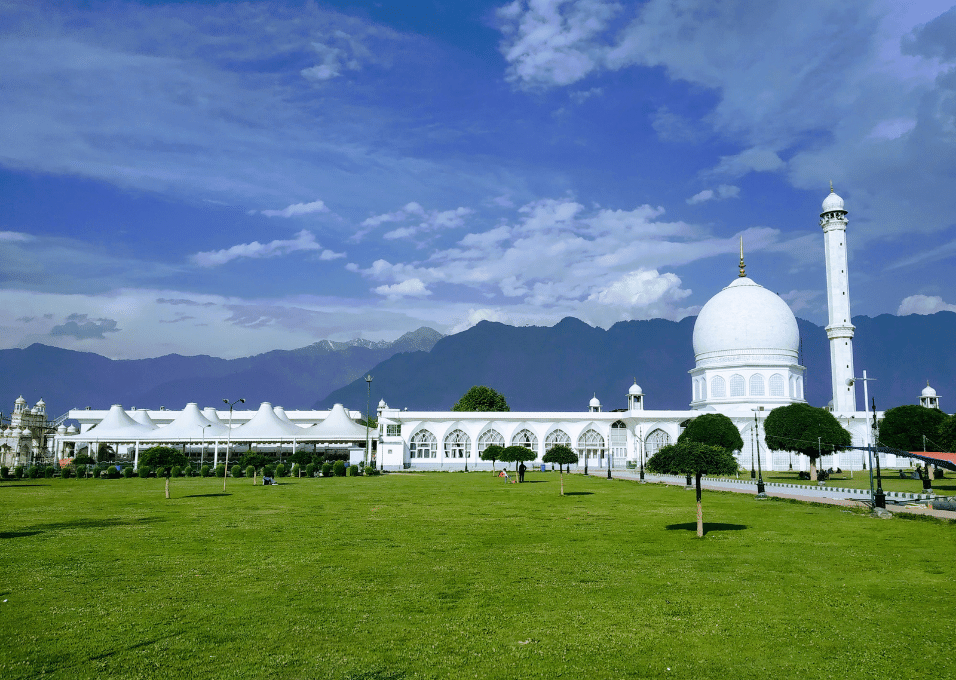 Hazratbal Shrine